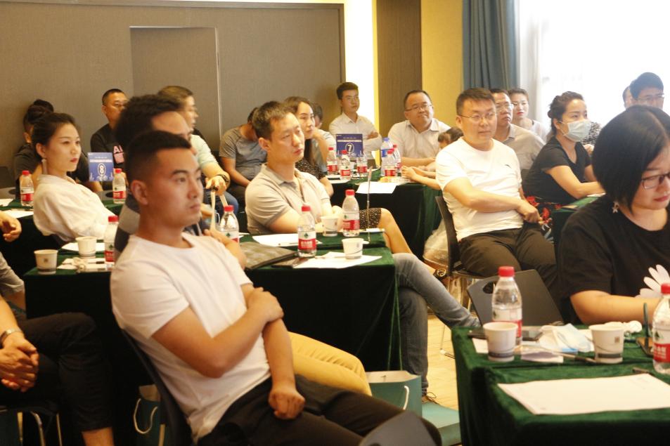 坤逸酒店集团董事长,坤逸酒店企业文化