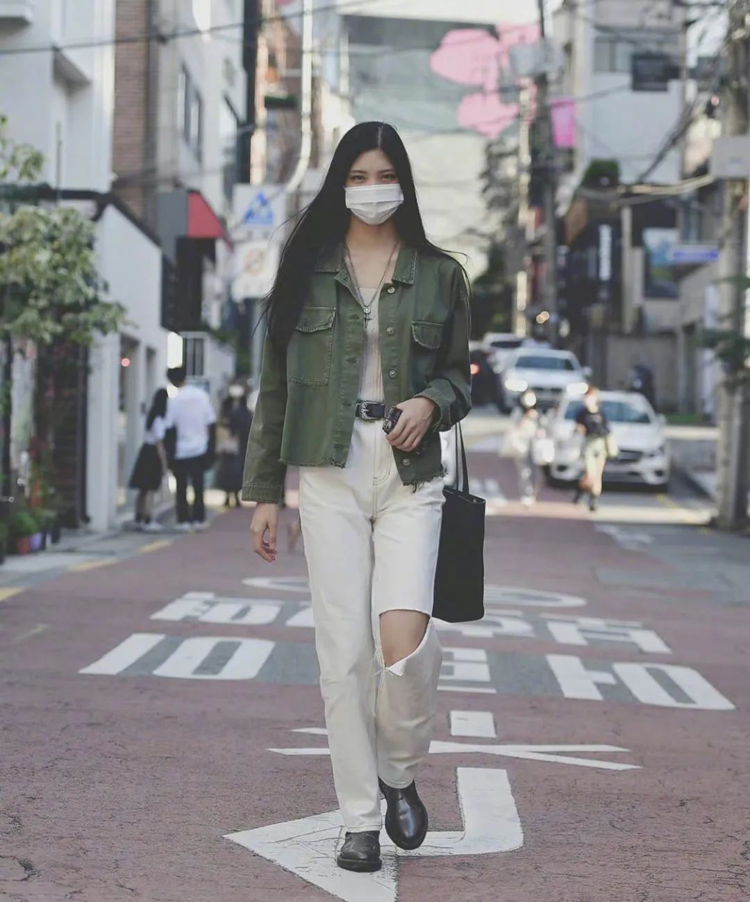 韩国街拍穿搭高级秋冬,韩国春季穿搭街拍