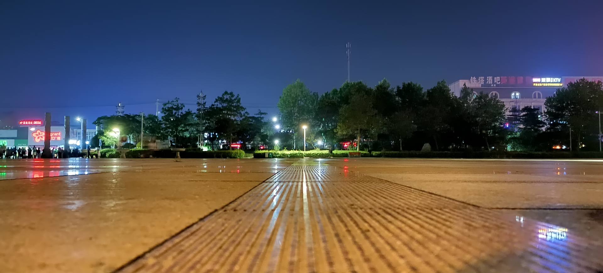 荣耀50se值得入手吗,荣耀50se值得入手吗现在
