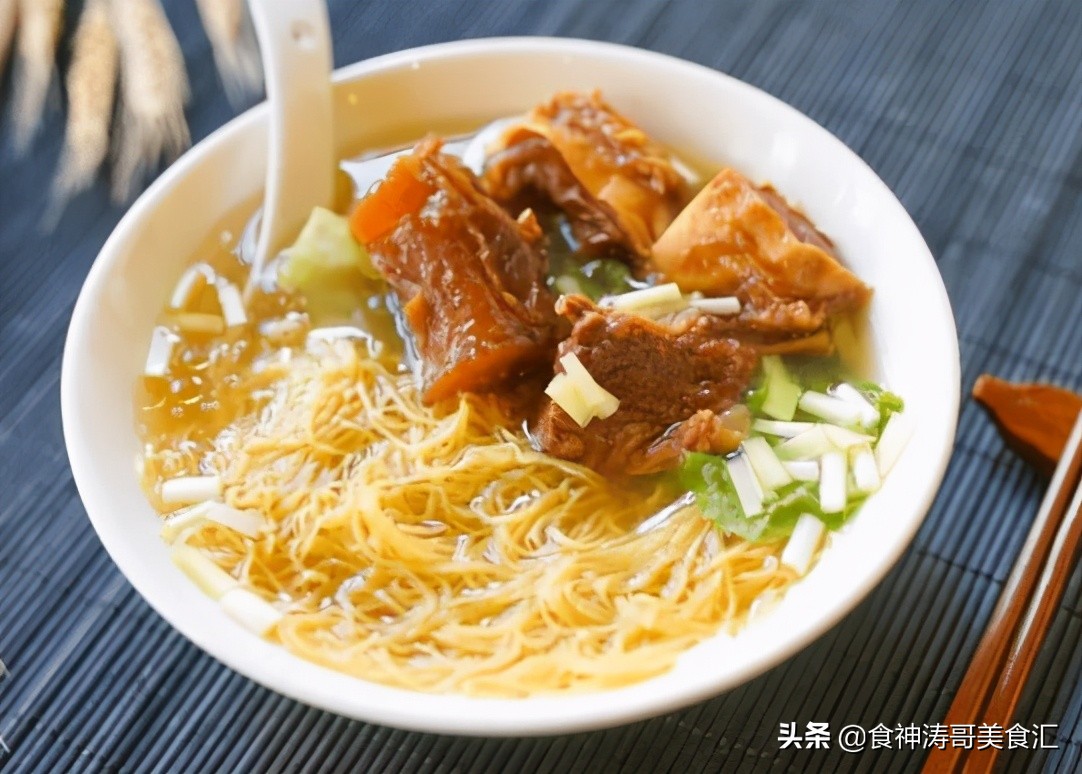 澳门民间饮食特点有哪些 (澳门普通人的一日三餐)