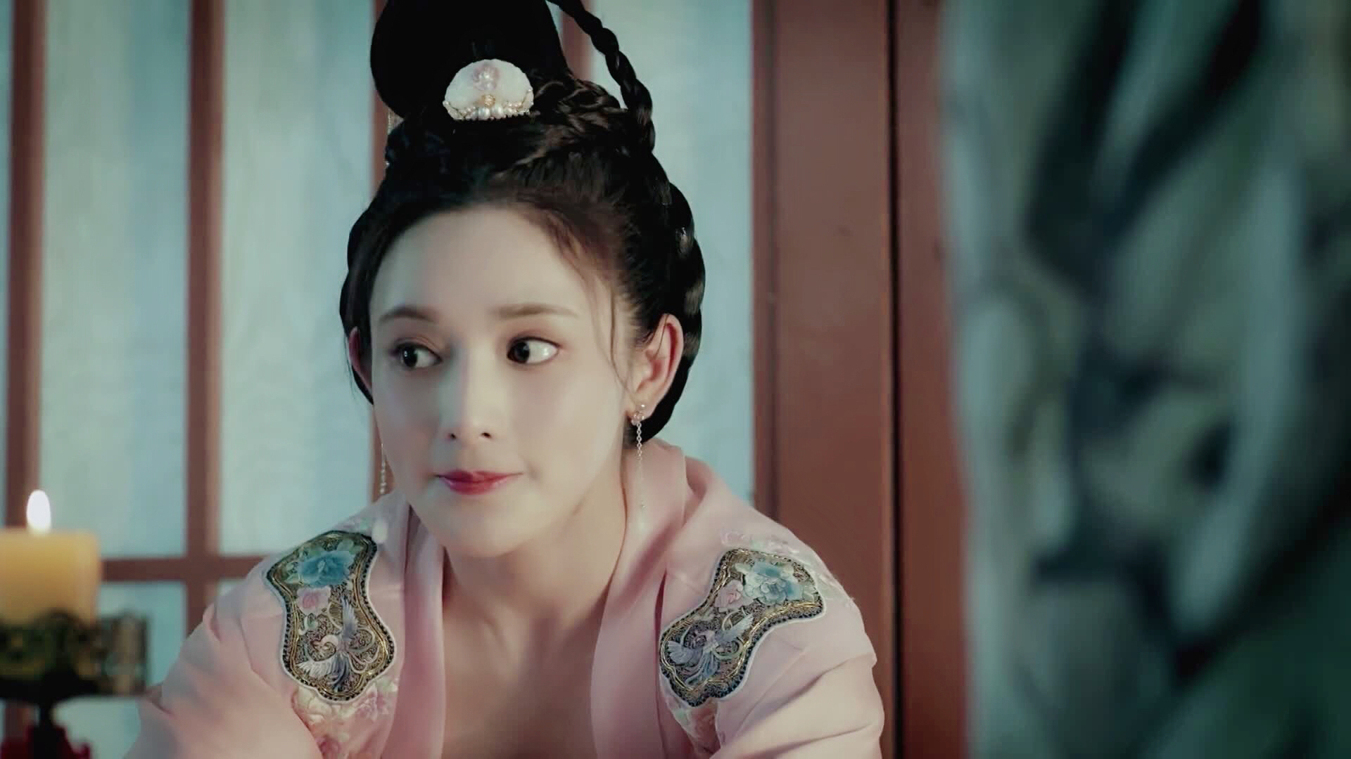 武则天盘发发型教程,武则天盘发造型图片