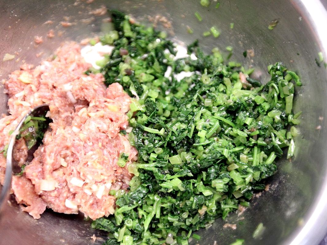 饺子馅怎么调才多汁,饺子馅太稀适合怎么煮