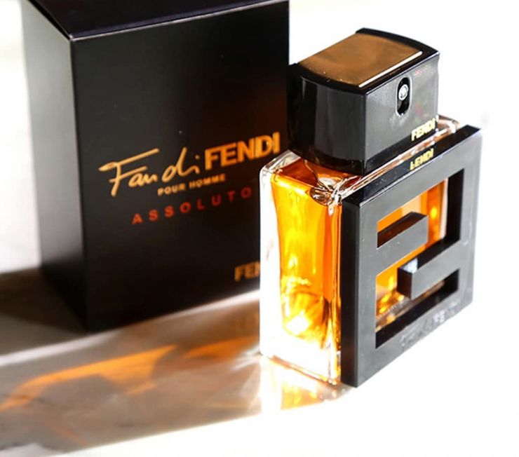 fendi高级感穿搭,fendi尽显时尚魅力