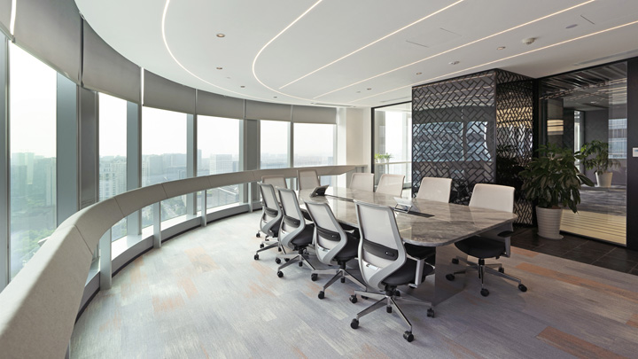 现代与传统波斯顿科学成都办公与培训中心设计欣赏