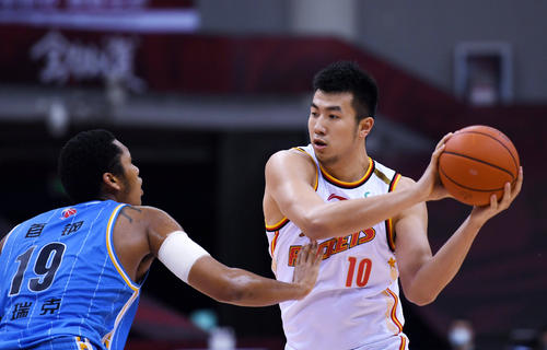 放水？八一两连胜的“阴谋论”