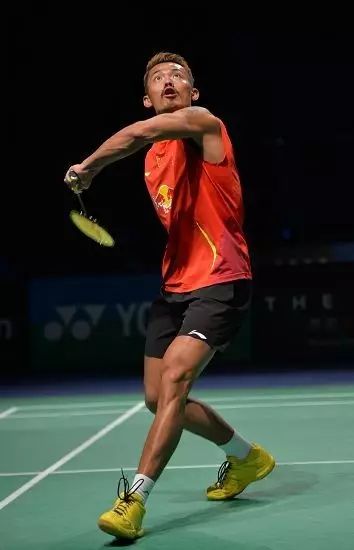 看减震和防滑来选羽毛球鞋的你，可能错了