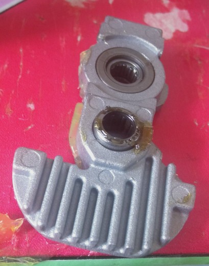 晶思达手电钻开关总成内部构造,插电款带冲击的手电钻