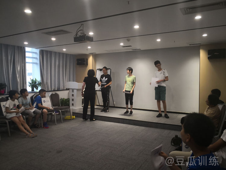 怎么讲好话才能提高口才,怎样才能提高自己的口才