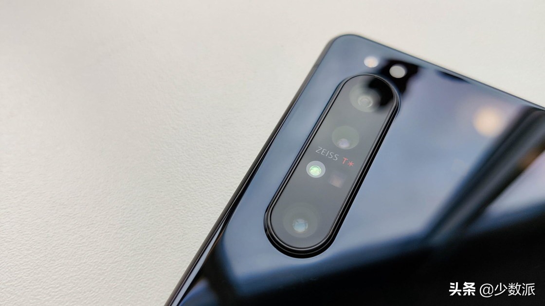 索尼手机xperia1ii真实体验,索尼xperia1ii现在还值得买吗