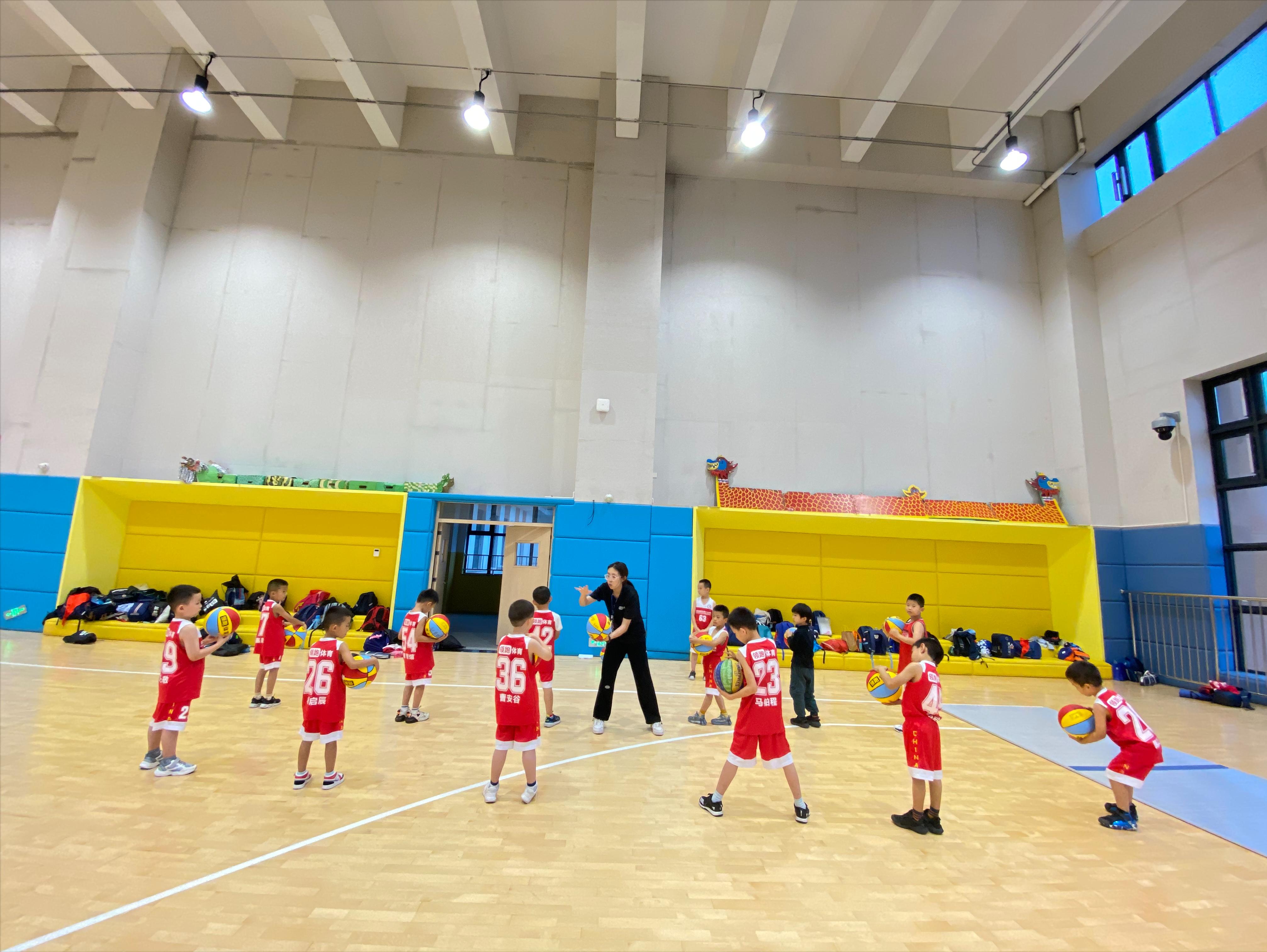 智信体育课程,智信体育体能课