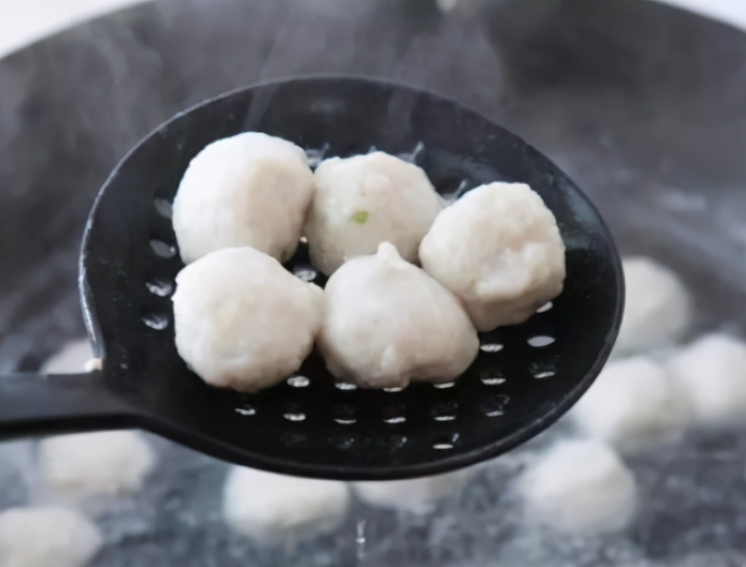 鱼丸有纯鱼肉的吗,超市里便宜的鱼丸含肉吗