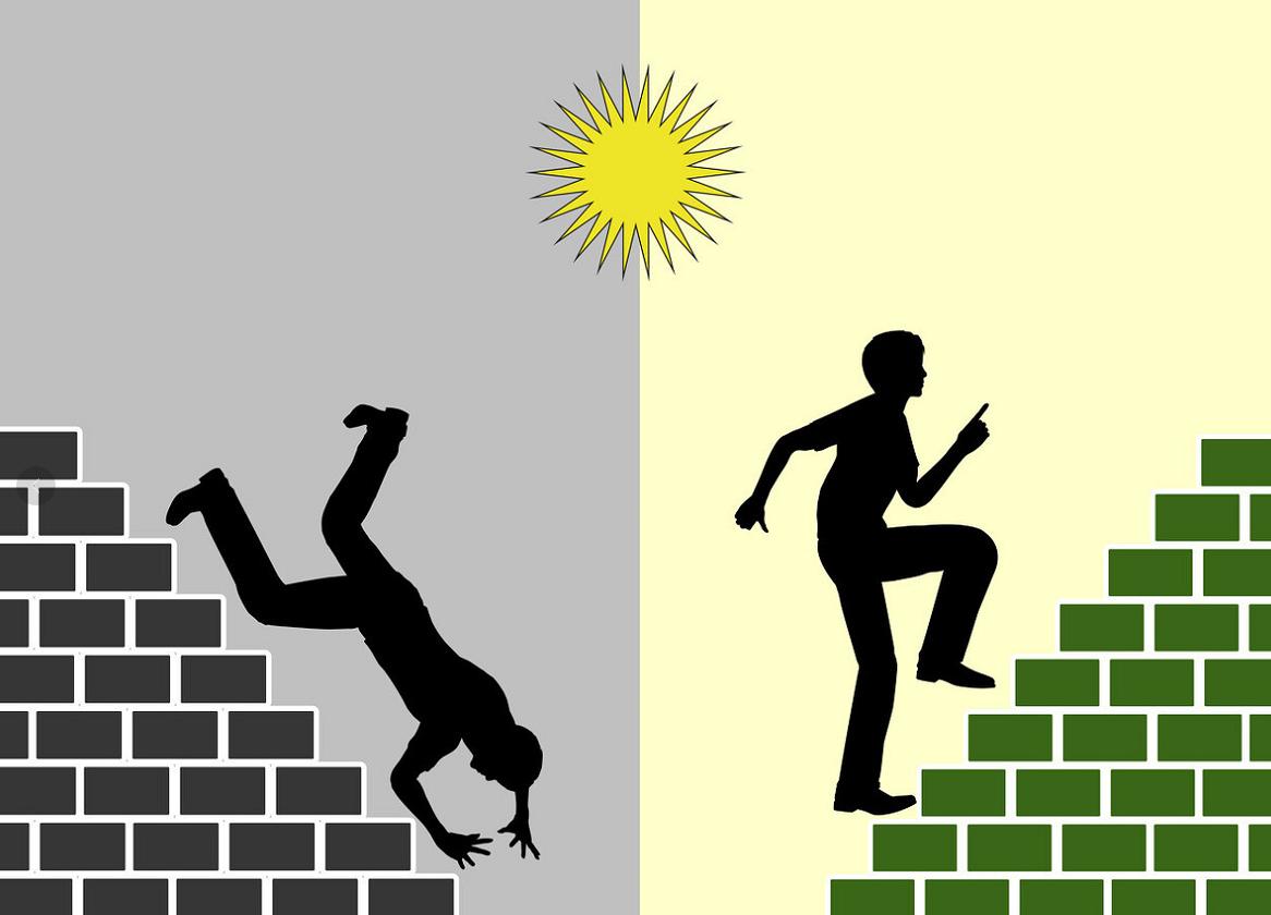 当你落魄、连亲人都瞧不起时,建议学学犹太人“*款贷**”思维