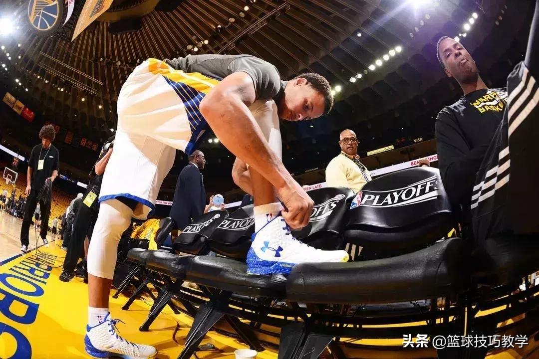 今年最推荐的年度最佳球鞋 (2018公认最好的十双球鞋)