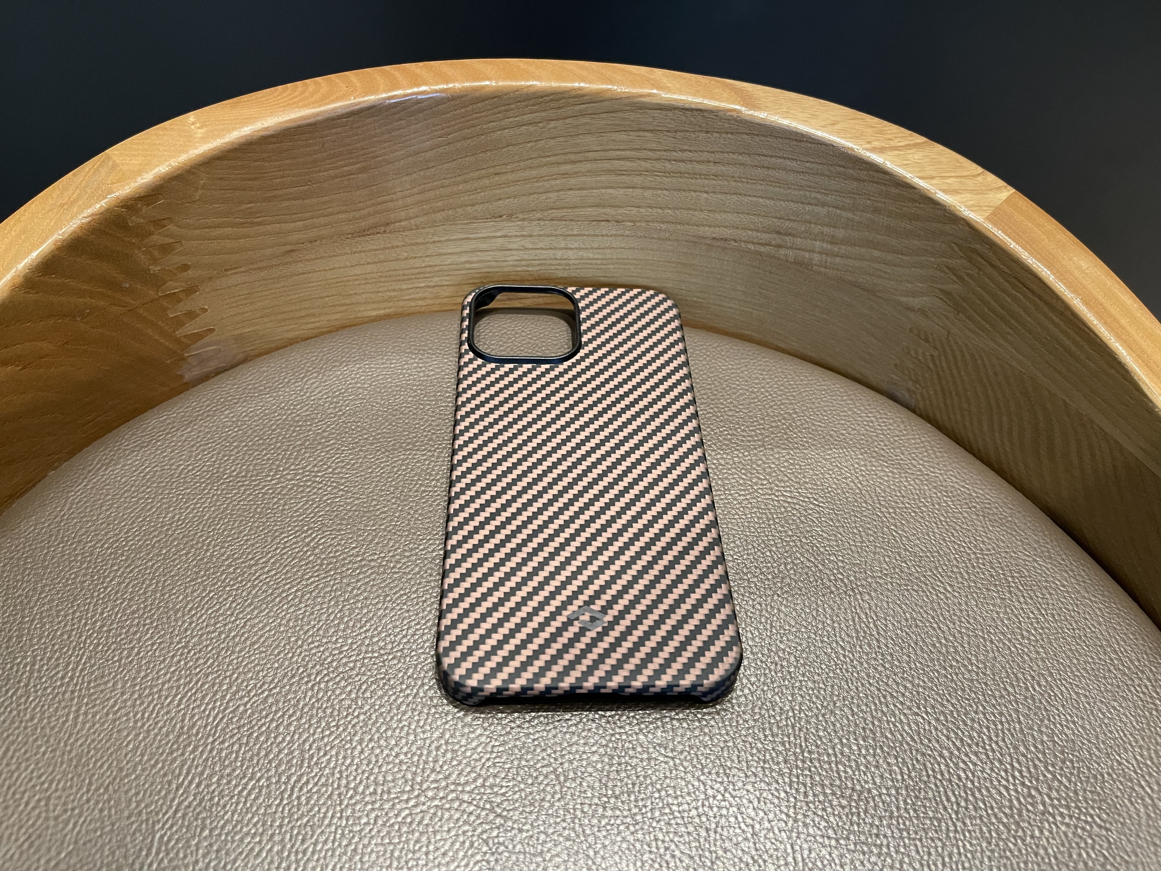 pitaka磁吸手机壳推荐,各品牌磁吸手机壳测评