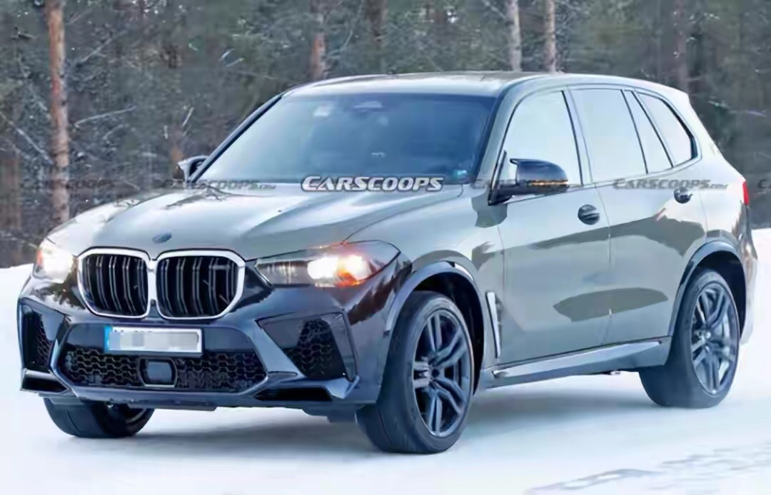 宝马x53.0t升级m挡把,宝马的新款x5是鸡腿挡把吗