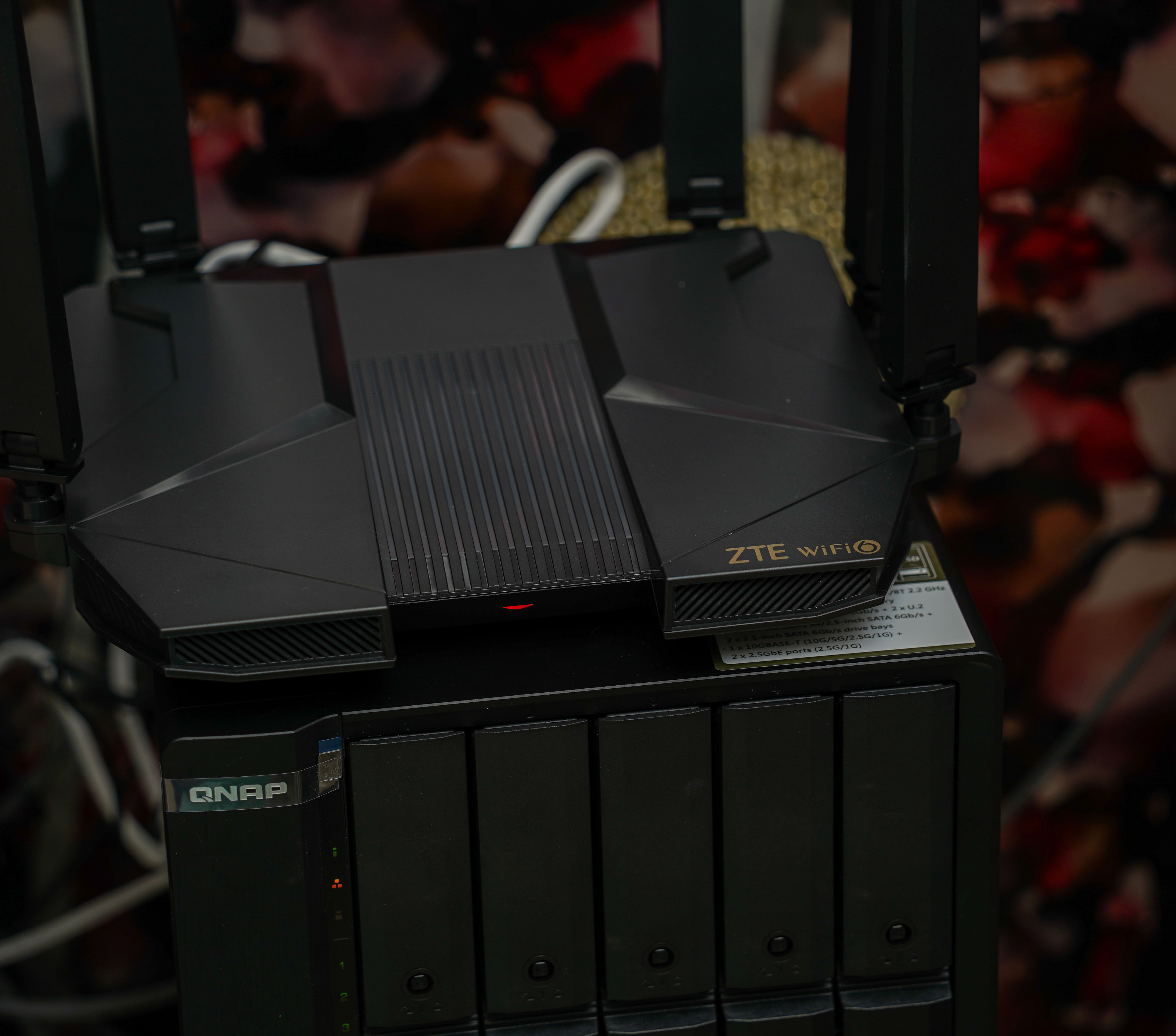 中兴ax5400pro路由器是千兆,中兴路由器ax5400pro对比华为ax6