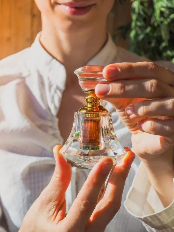 迪拜老城区的香水,迪拜机场香水便宜吗