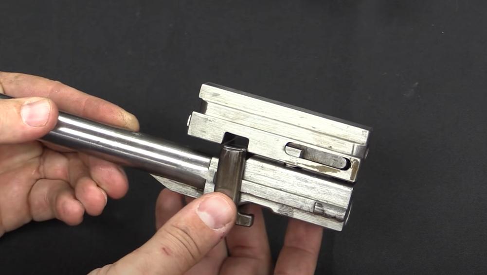 日军使用捷克式机枪 (二战日本人为什么用捷克式轻机枪)