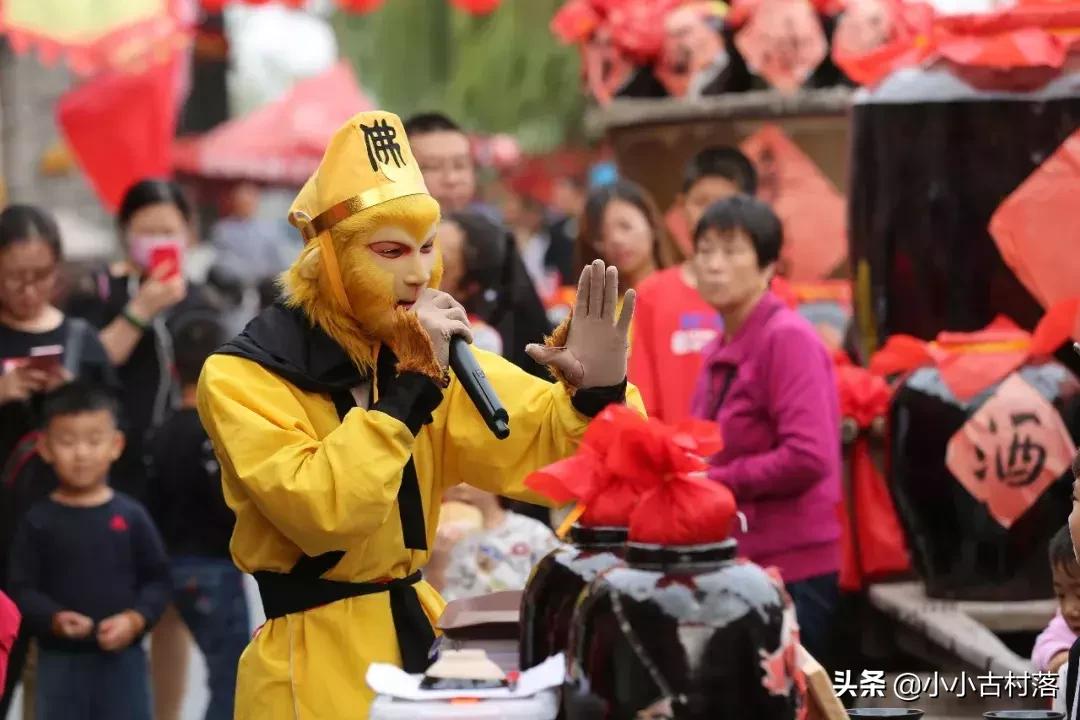 今年花灯庙会在哪里 (山东庙会花灯哪里好玩)