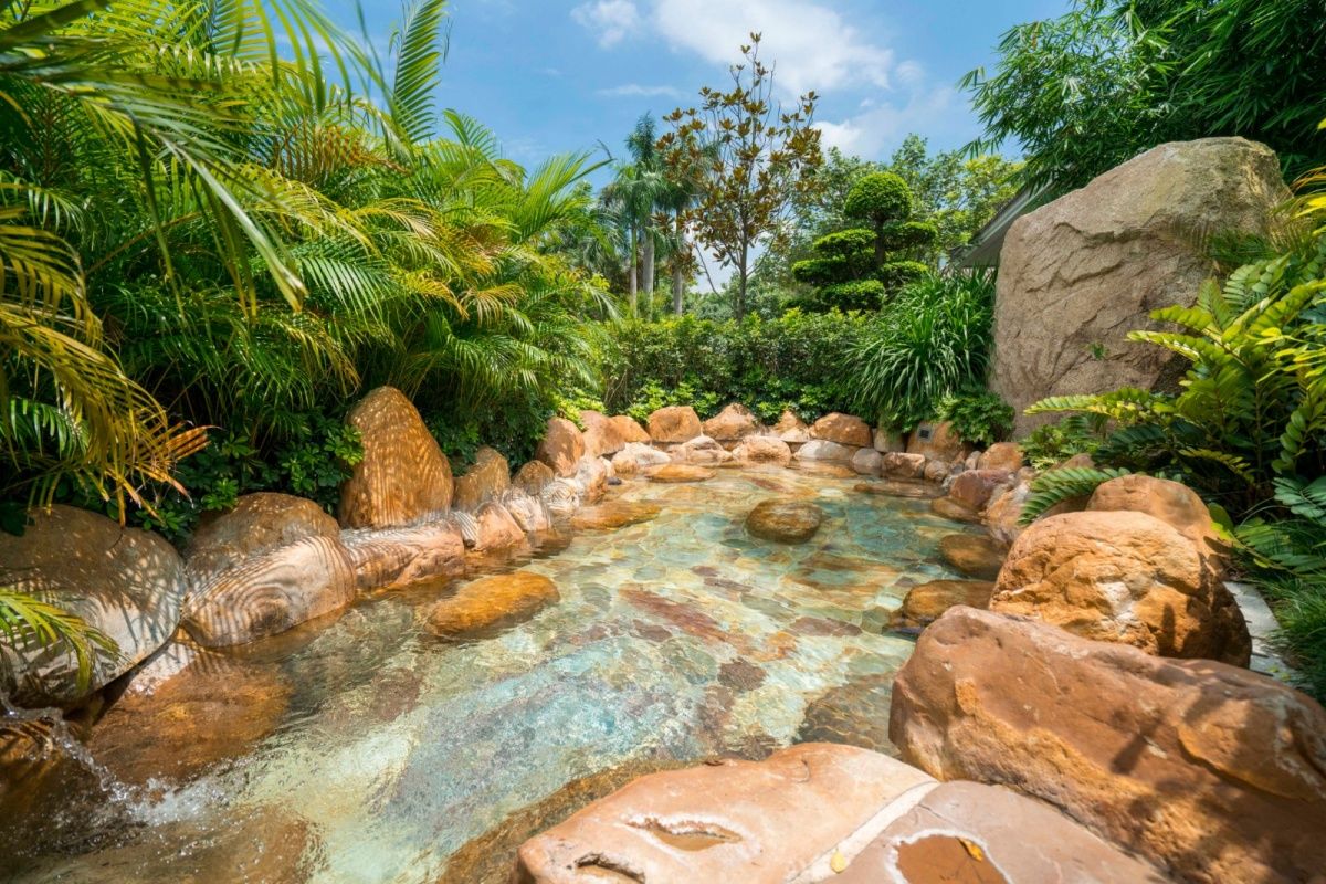 泉州聚龙小镇温泉,聚龙小镇温泉公园酒店别墅团建