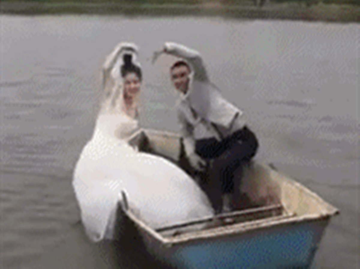 搞笑gif这才是真正的口若悬河,搞笑gif趣图这大概就是爱情吧