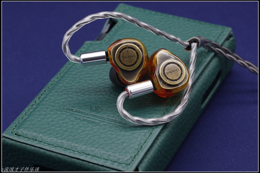 春天该听的歌,春天听秋天的歌不合时宜