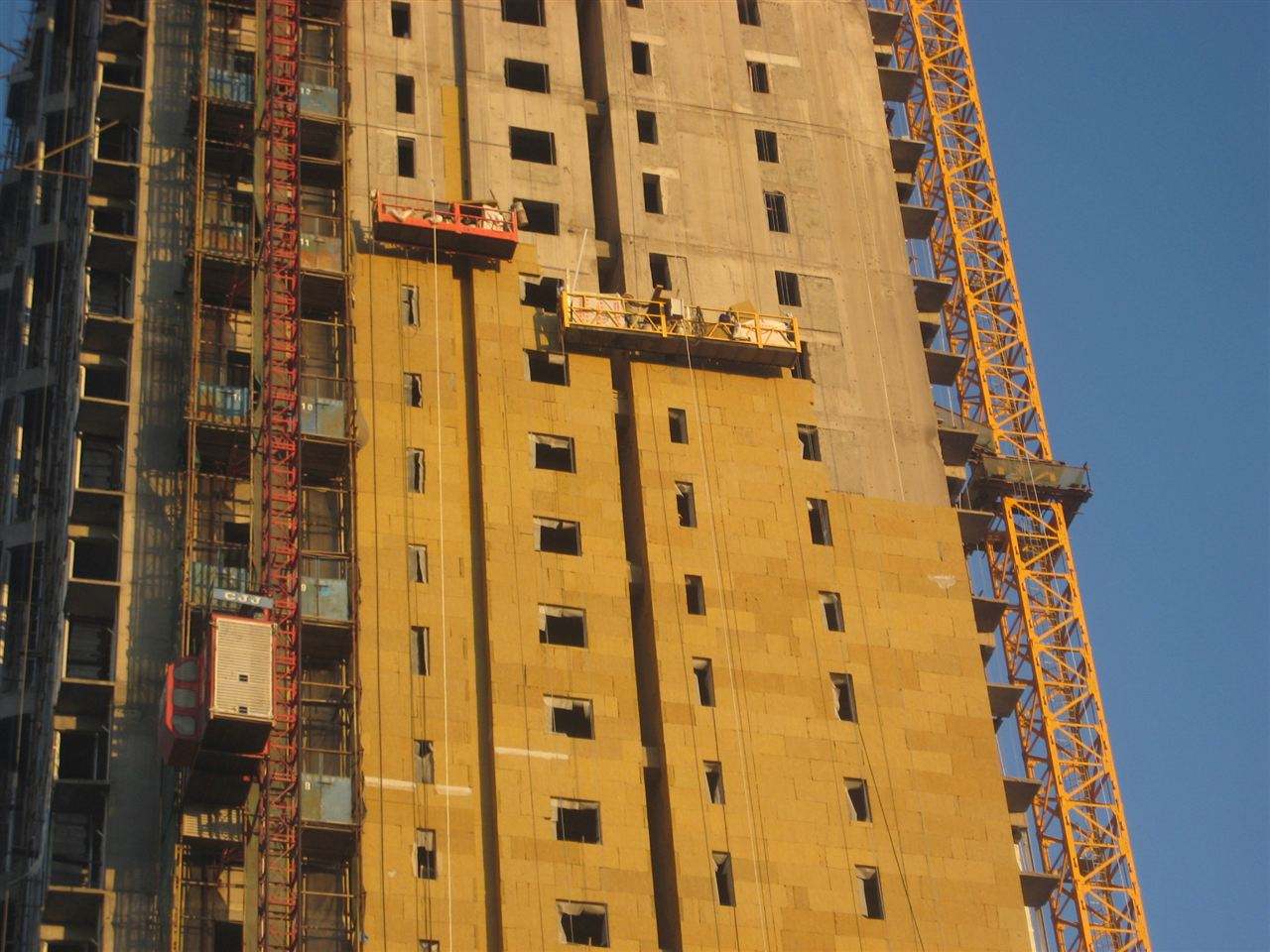 外墙漏水物业不保修业主怎么办,外墙漏水物业不给处理怎么办