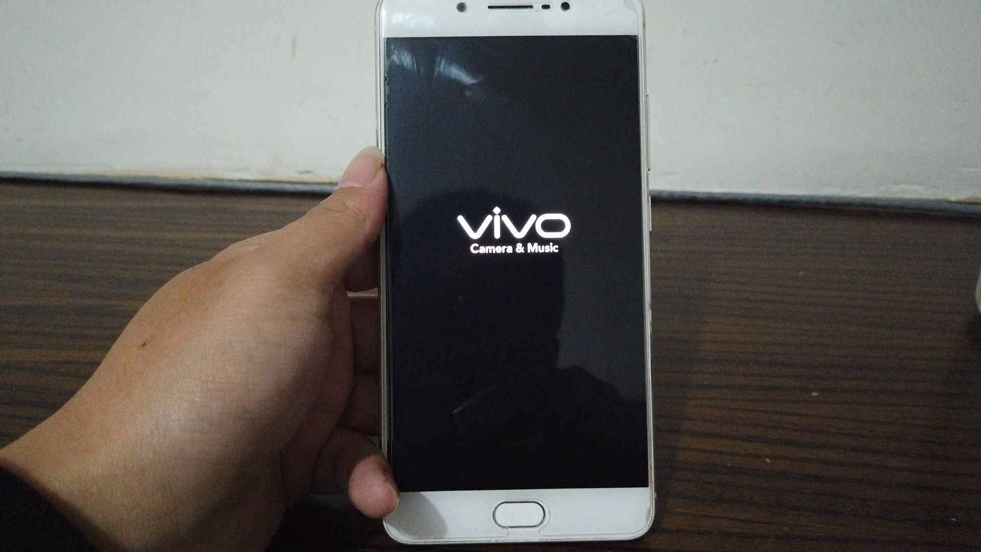 手机密码忘了怎么去维修店里,手机忘记密码最简单的解除方法