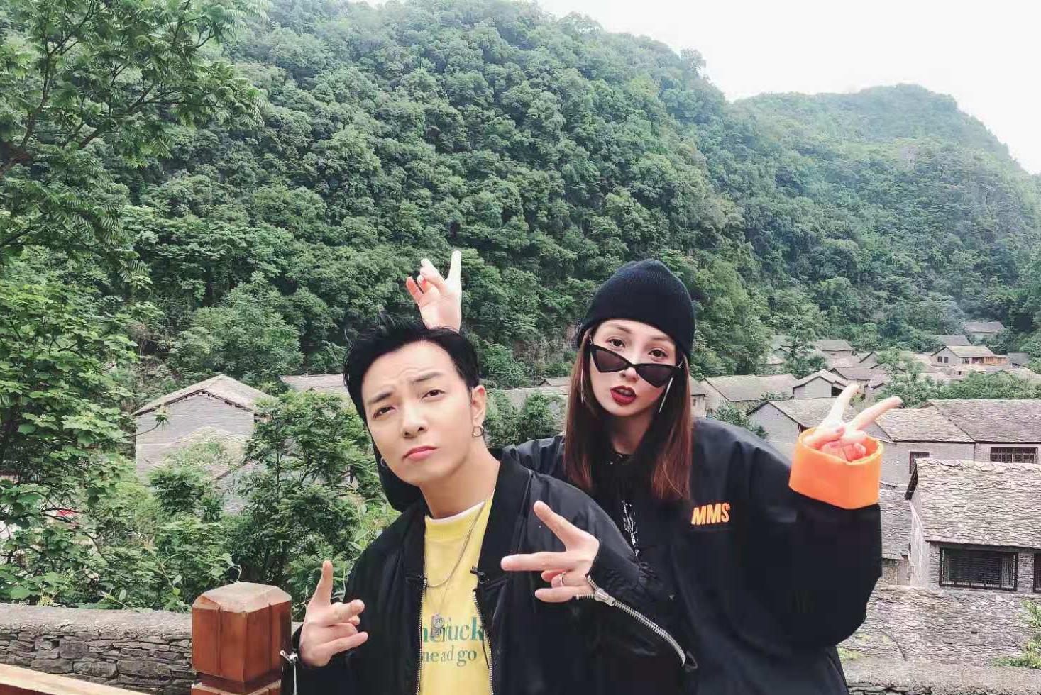 网红相差17岁的夫妻抖音,网红炫富爆红