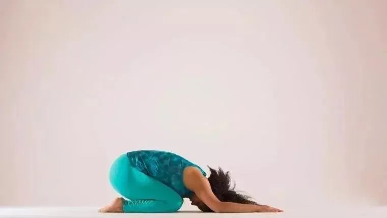 肩膀太硬怎样拉开,肩膀硬怎么缓解