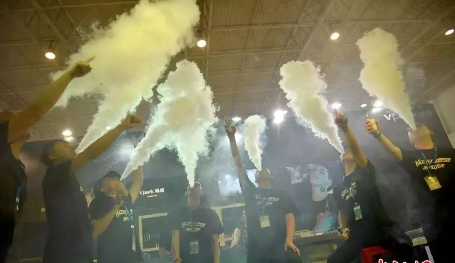 定了，全面封杀*子烟电**！你身边还有人却天天吸...