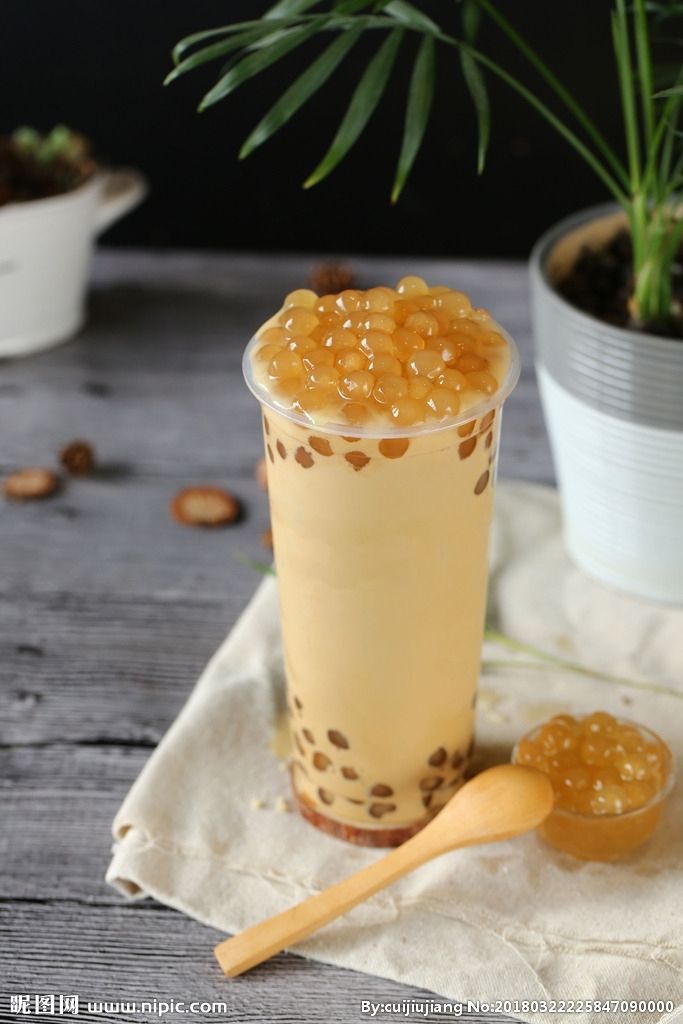 把钱存进零钱通和余额宝哪个更好,余额宝跟微信零钱通收益哪个高