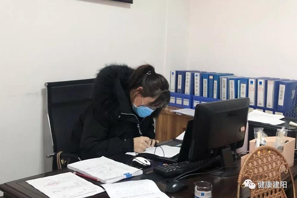 看建阳卫健女儿展巾帼风采