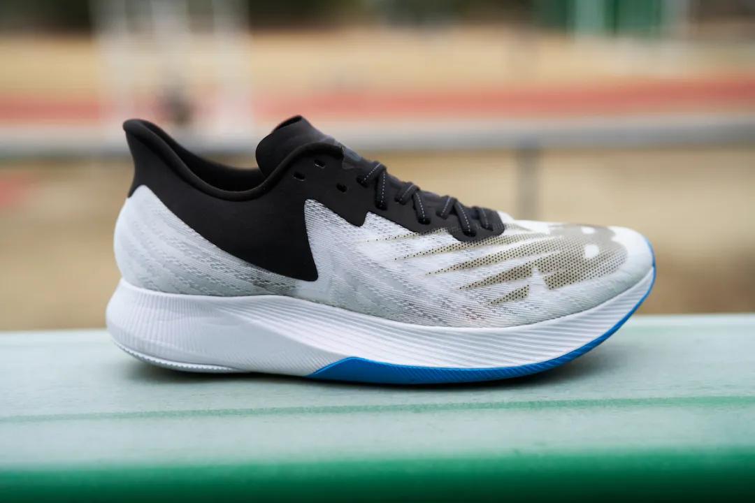 穿什么跑鞋适合跑马拉松,nb哪几款跑鞋适合扁平足