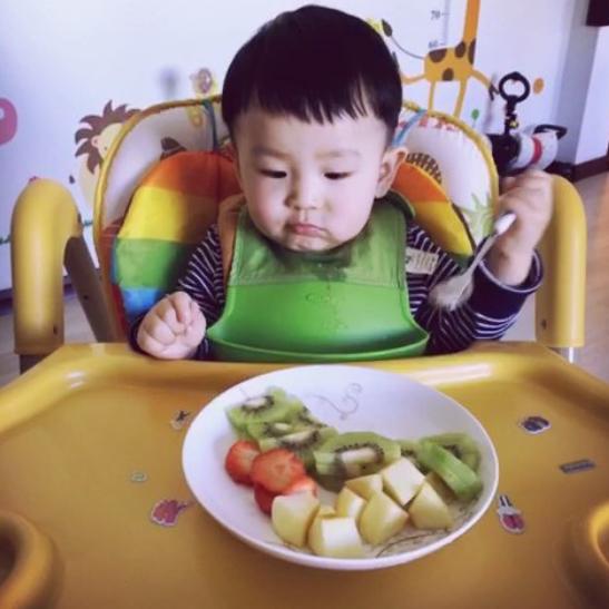 四种水果不适合1岁宝宝吃,这4种水果不能让孩子碰