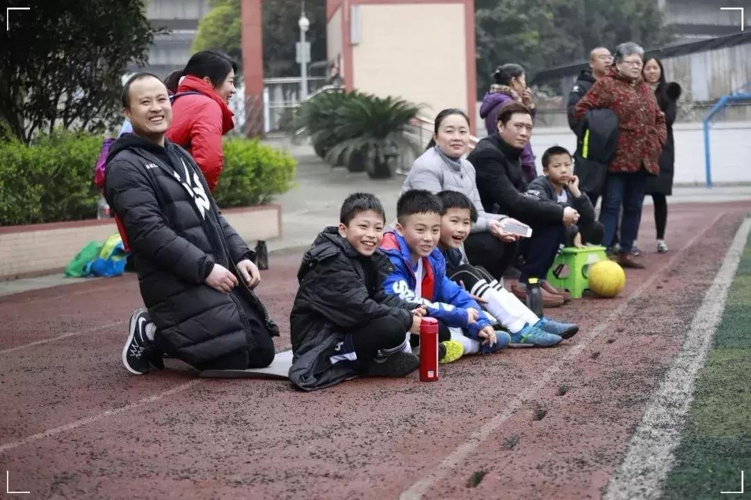 未来不管怎样都要活出自我,永不放弃的足球精神