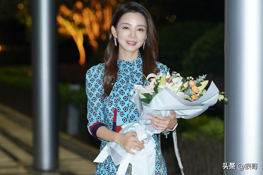 隐秘而伟大中的配角太强大，连扮演杂货店老板娘的演员都来头不小