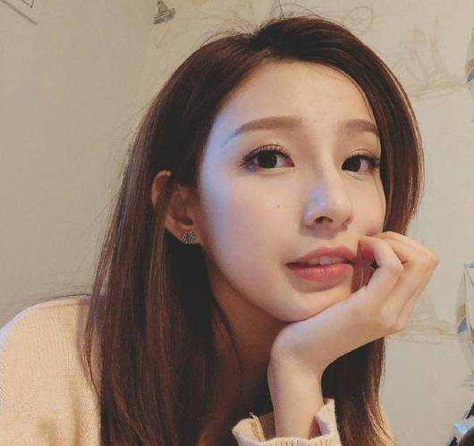 马凡舒穿便装视频,马凡舒游泳出现意外