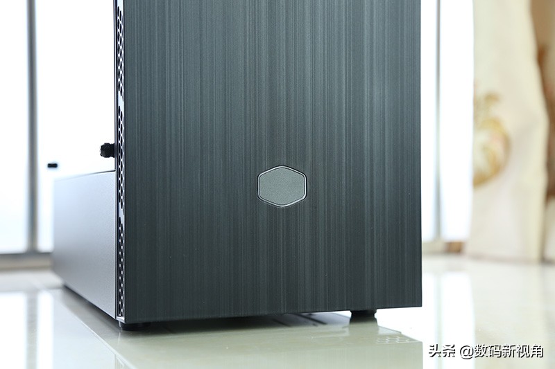 大牛拉小车的三轮摩托,大牛拉汽车视频