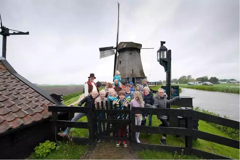 鍏ㄥ浗鍚勫湴椋庤溅,鑽峰叞纾ㄥ潑