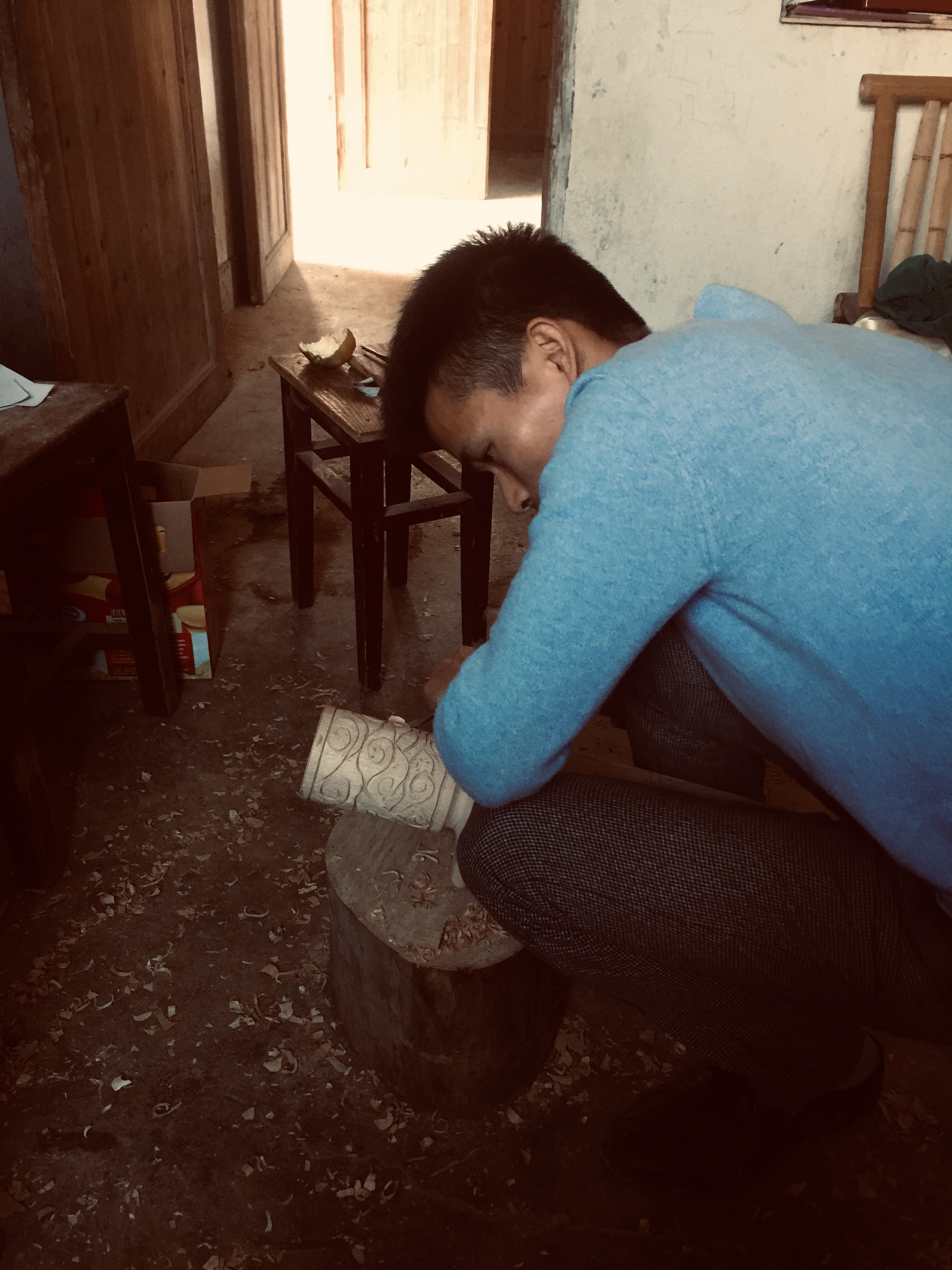 浙江土豪自建豪华别墅乔迁,90后小伙花30万自建别墅