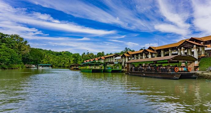 普通人不跟团去贵州玩要多少钱,去国外旅游不跟团可以吗