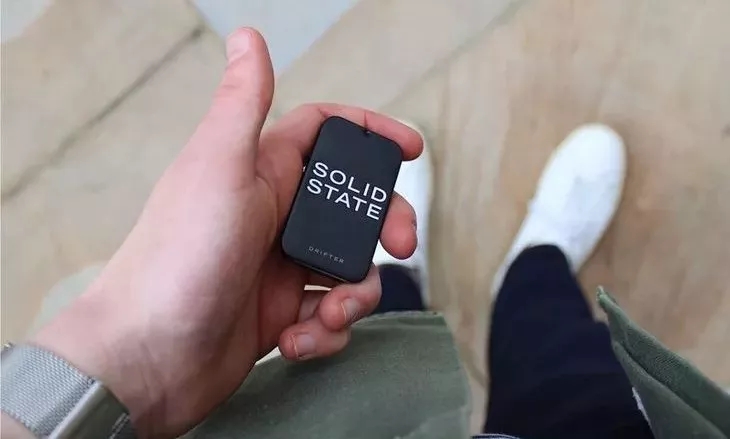 男人包里都放什么好,男人要有的四样物品