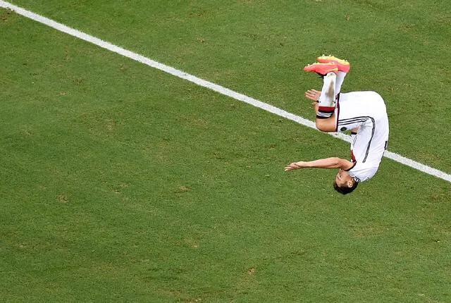 2014世界杯克洛泽空翻,克洛泽空翻死亡是真的假的