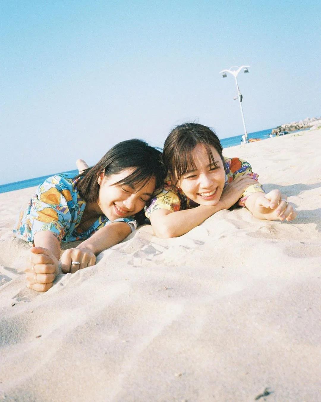 怎么露齿微笑拍照才好看,拍照怎么露齿笑和抿嘴笑好看自然