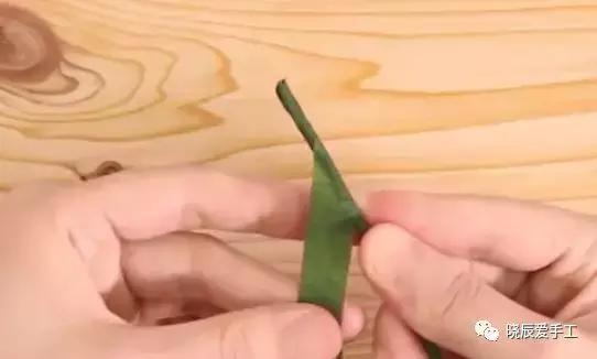 钩针康乃馨花束图解,母亲节康乃馨花束手工制作简单