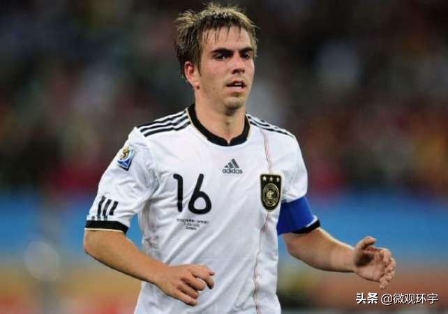 00后足坛十大新星后卫,当今世界足坛最强的十大球星