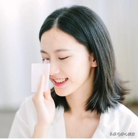 如何补妆不化妆,如何快速补妆以及化妆技巧