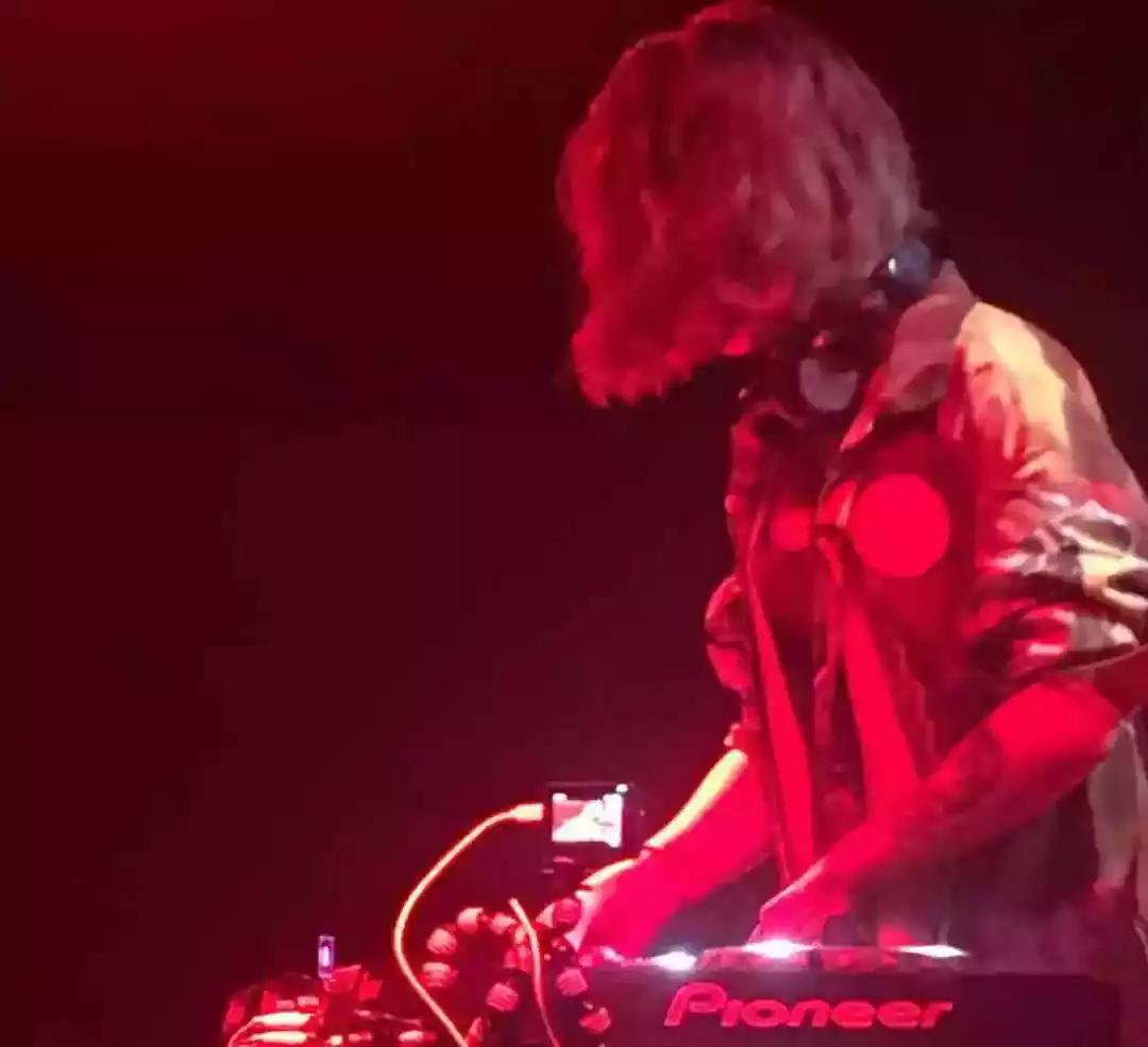 苏华学校DJ教学|DJ培训的入门教学知识选集!