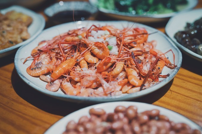 心中有桃花源何处都是山水间,心中若有桃花源何处是水云间